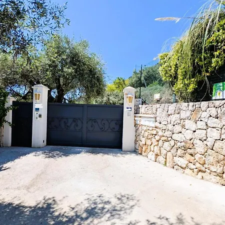 Apartment D'angeline