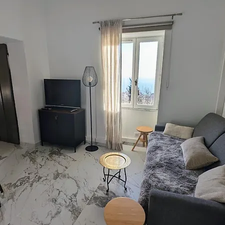 Le Mas D'Angeline - Vue Mer Jardin Commun Parking Voiture Obligatoire 10Min Voiture Monaco Route Etroite Pente Raide Croisement Limite Voir Photos - Sea View Shared Garden Parking Car Mandatory 10Min Car Monaco Narrow Steep Road Limited Passing See P Apartment Beausoleil