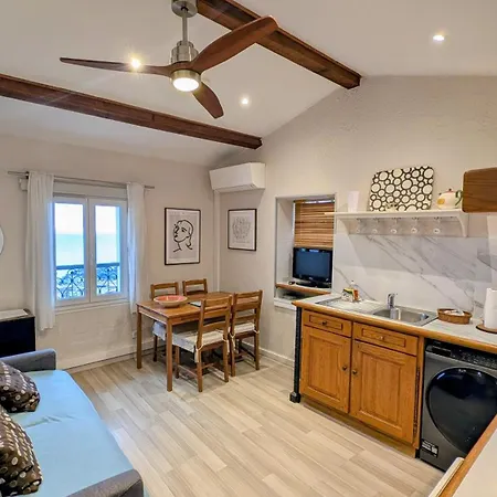 Le Mas D'Angeline - Vue Mer Jardin Commun Parking Voiture Obligatoire 10Min Voiture Monaco Route Etroite Pente Raide Croisement Limite Voir Photos - Sea View Shared Garden Parking Car Mandatory 10Min Car Monaco Narrow Steep Road Limited Passing See P Apartment *
