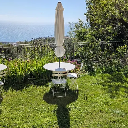 Apartment Le Mas D'Angeline - Vue Mer Jardin Commun Parking Voiture Obligatoire 10Min Voiture Monaco Route Etroite Pente Raide Croisement Limite Voir Photos - Sea View Shared Garden Parking Car Mandatory 10Min Car Monaco Narrow Steep Road Limited Passing See P *